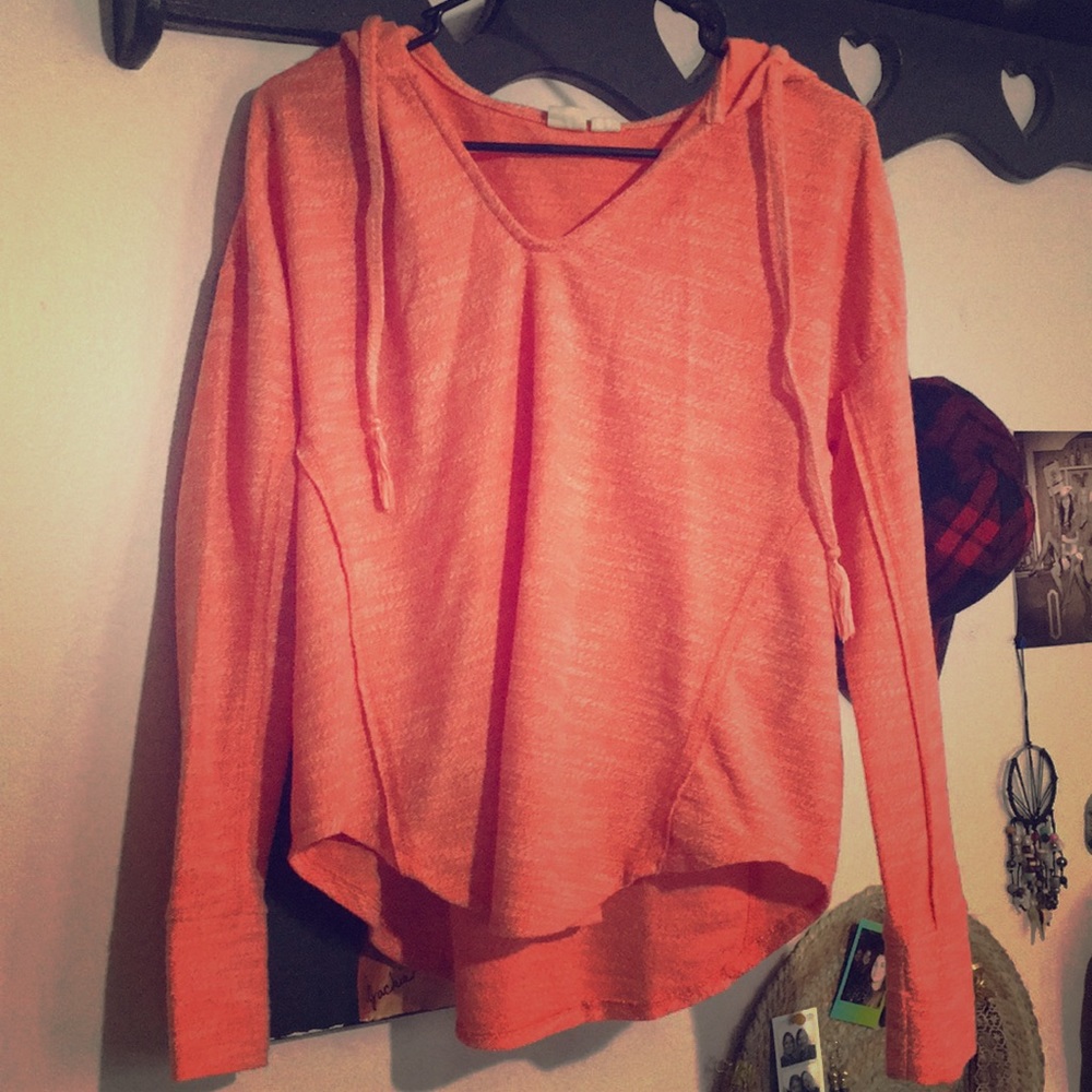 Pullover hoodie